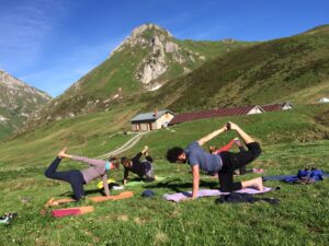 Randonnée Yoga & Plantes de la St-Jean_Litha_traditions païennes_herboristerie_montagne_alpes_Isère